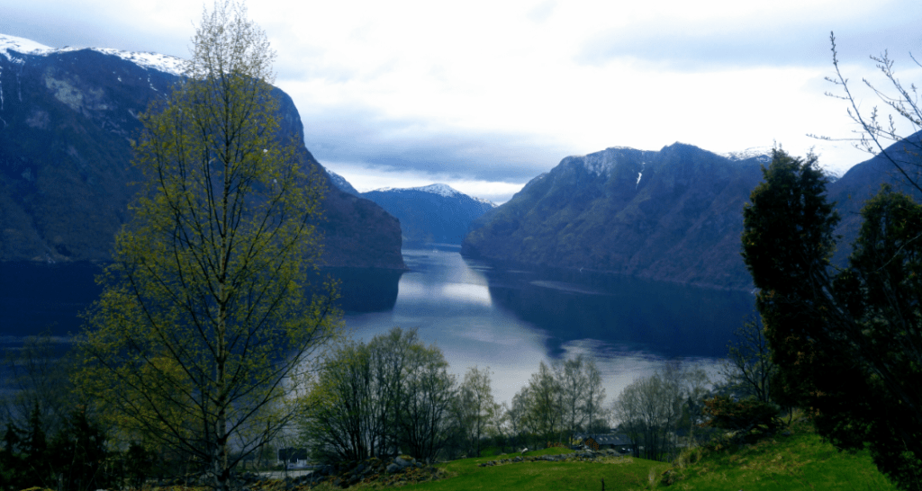 Scandinavia Trip Report with a 2 Kids - Stegastein viewpoint
